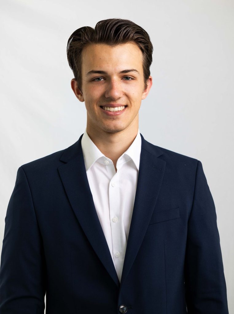 Lukas Kapferer, Universität St. Gallen (HSG)